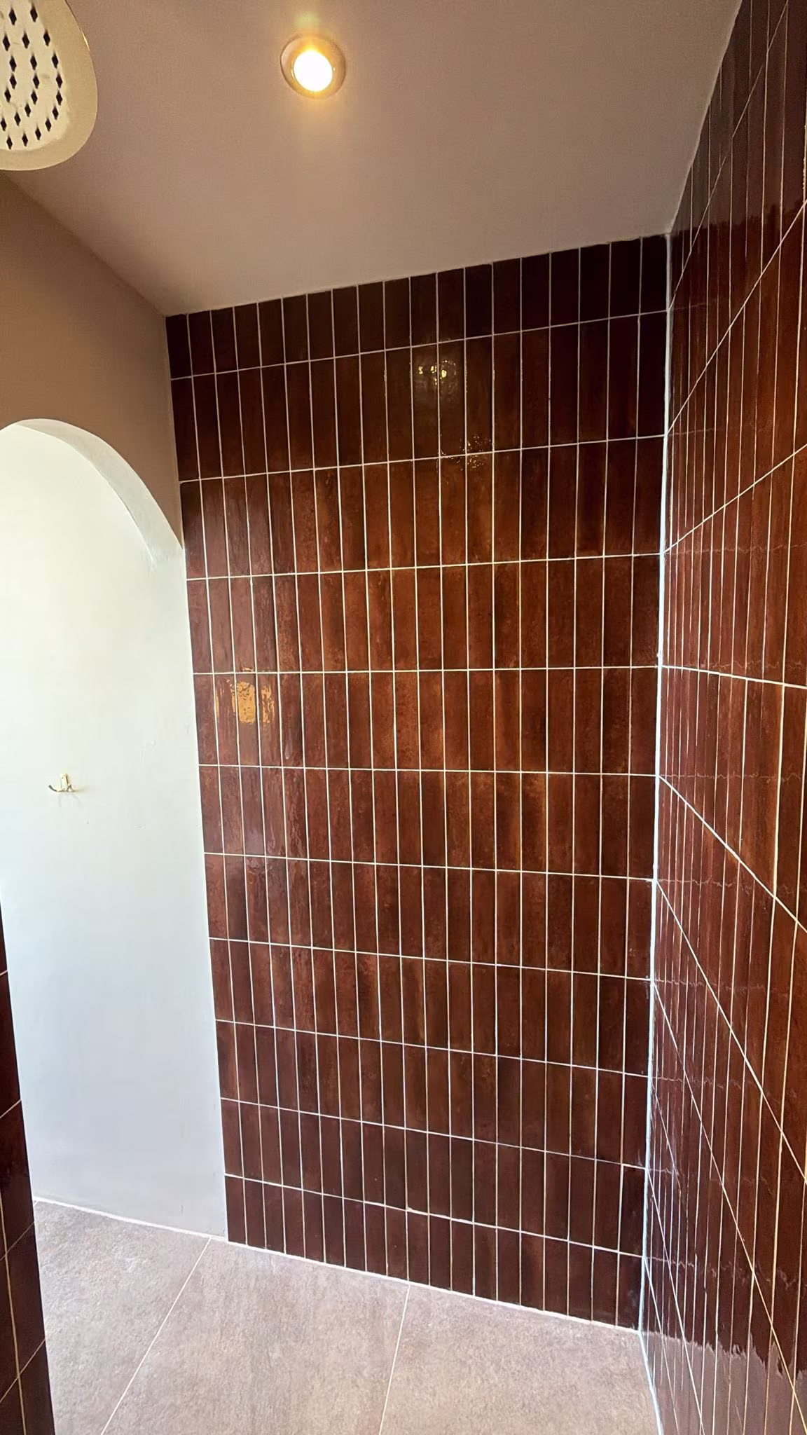 Afgeronde badkamer uit het renovatieproject van Maj-Britt